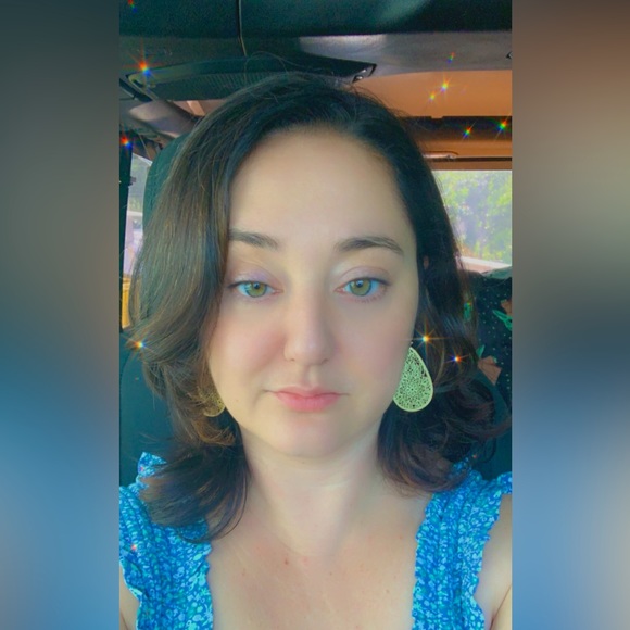 Meet your Posher, Jess - Picture 1 of 1